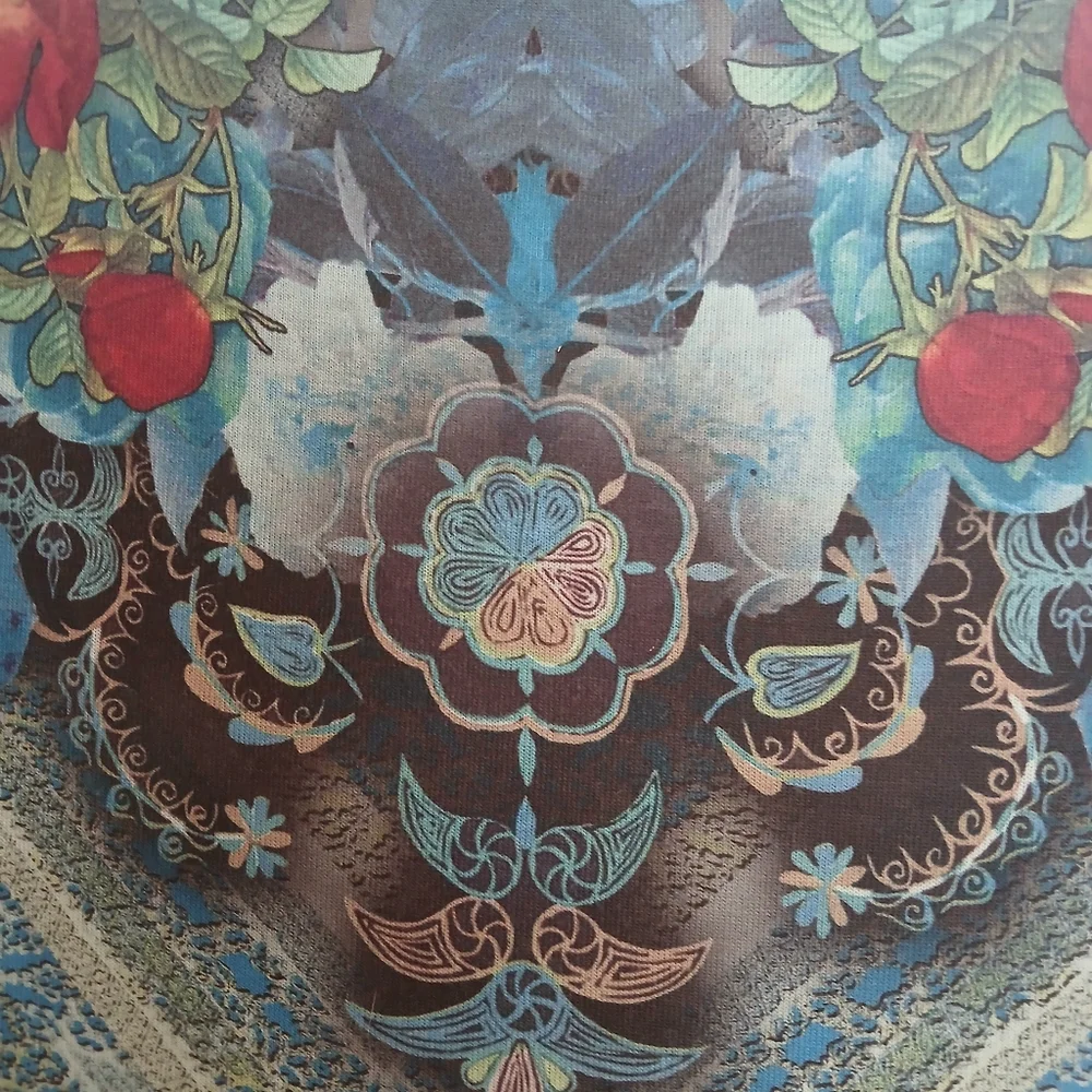 ONE WORLD TOP - Picture 7 of 8